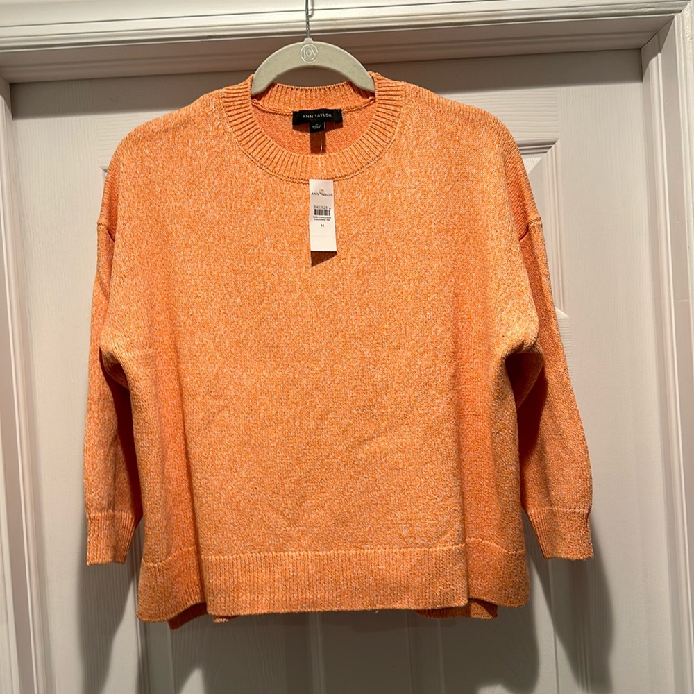 Ann Taylor women’s orange brand new sweater- size M